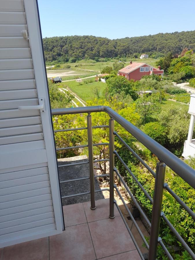Apartments With A Parking Space Kampor, Rab - 4984 Exterior photo